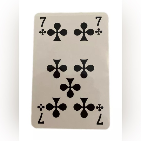 ouis Vuitton Other - Louis Vuitton Foundation Playing Cards. New
W/COA 7♣️